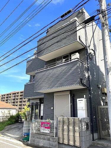 セレーノ村上の外観画像