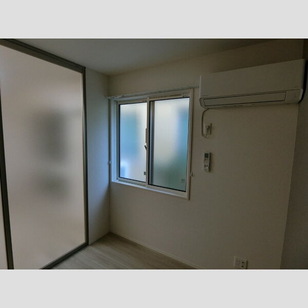 セレスティア柴又Ⅲ102号室 LDK隣洋室