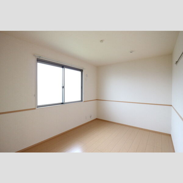 アルプス202号室 洋室