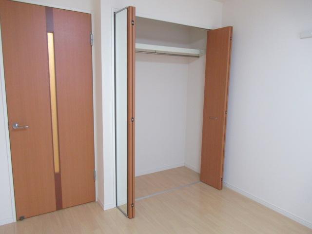 Y.Camphrier（ワイカンフリエ） クローゼット