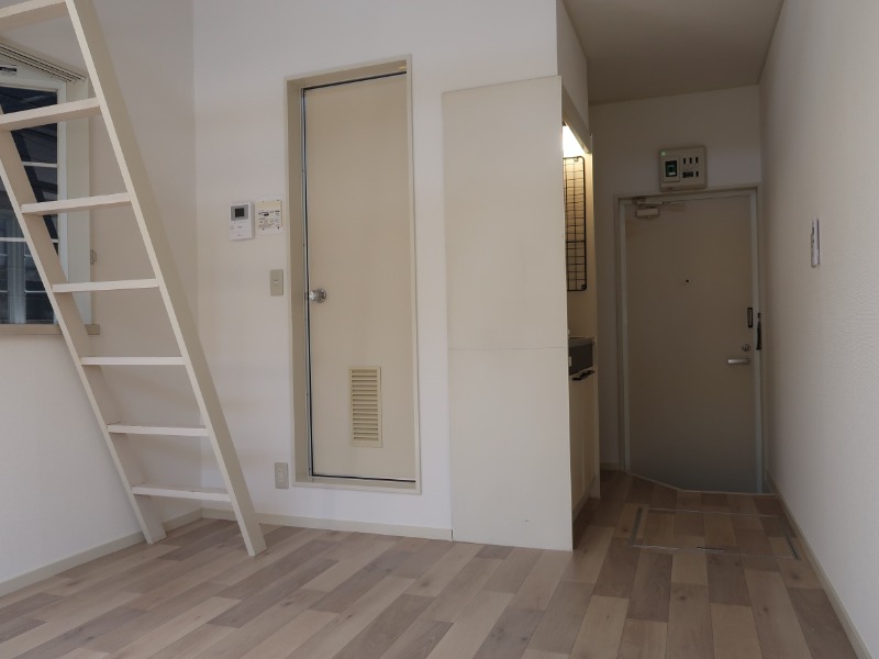 ハイムリバーA棟B棟1階 内観