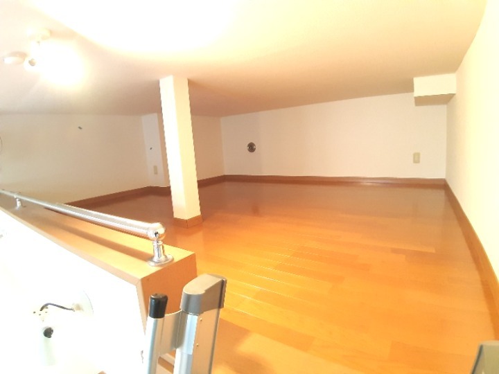 サンヴィアーレ松飛台1階 内観