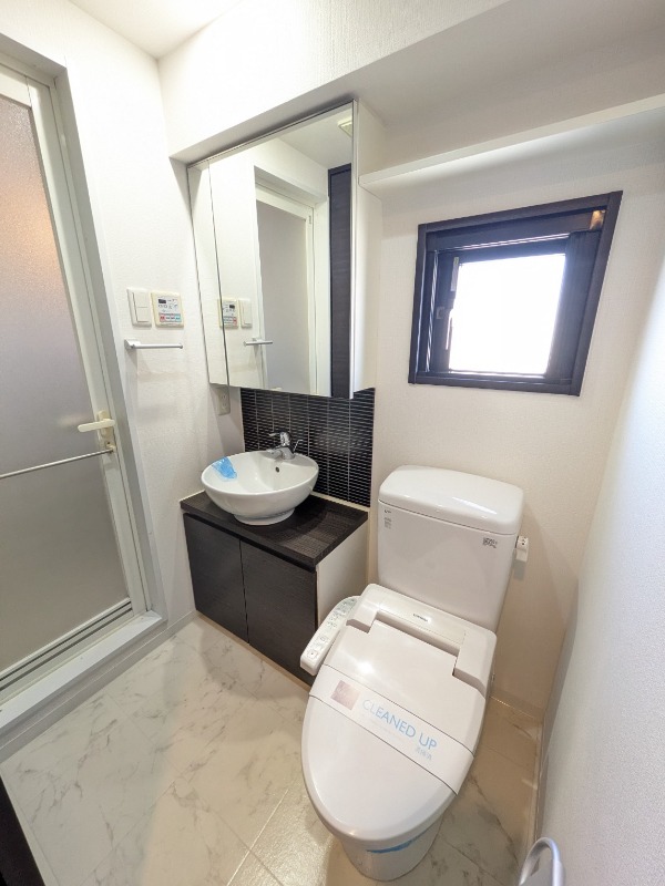 レジディア中村橋5階 トイレ