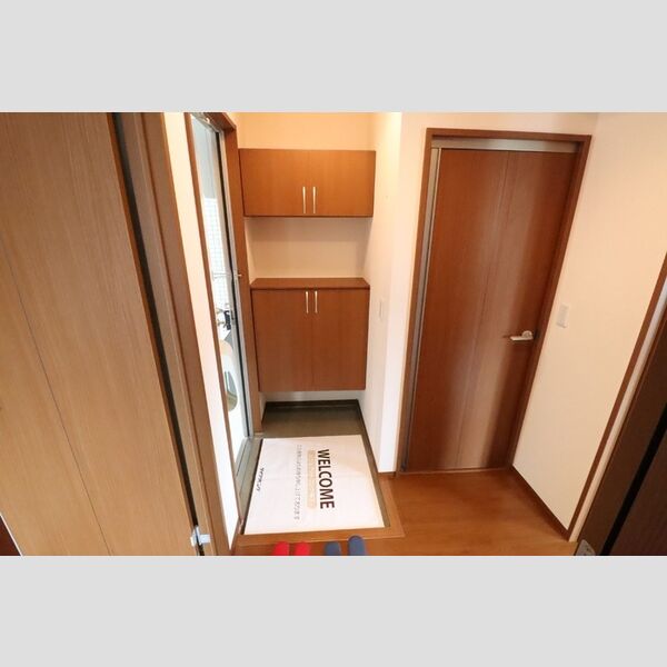 メゾンゴールド　Ⅴ 玄関