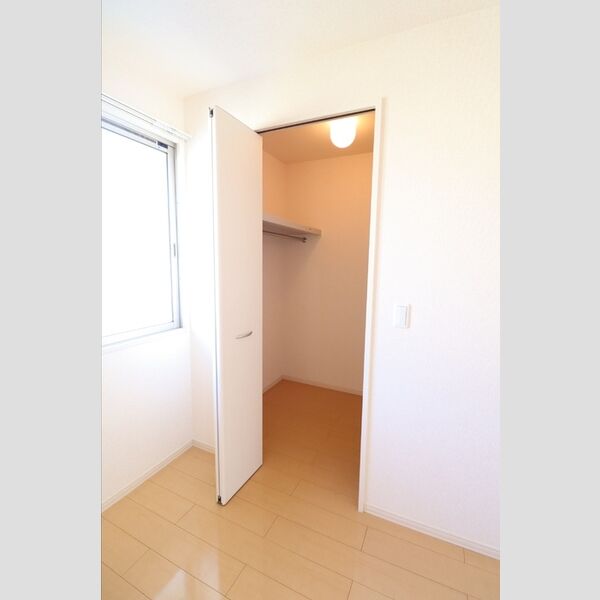 レセンテ八潮　A/B/C/D/ED202号室 ウォークインクローゼット