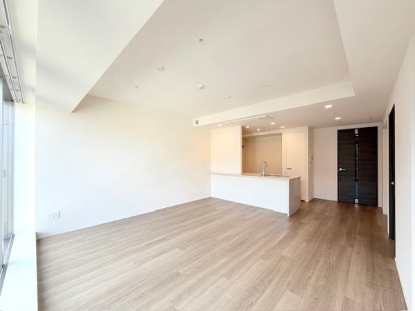 白金ザ・スカイ東棟6階 リビング