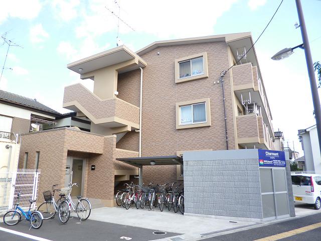 Ｃｈａｒｍａｎｔ 外観