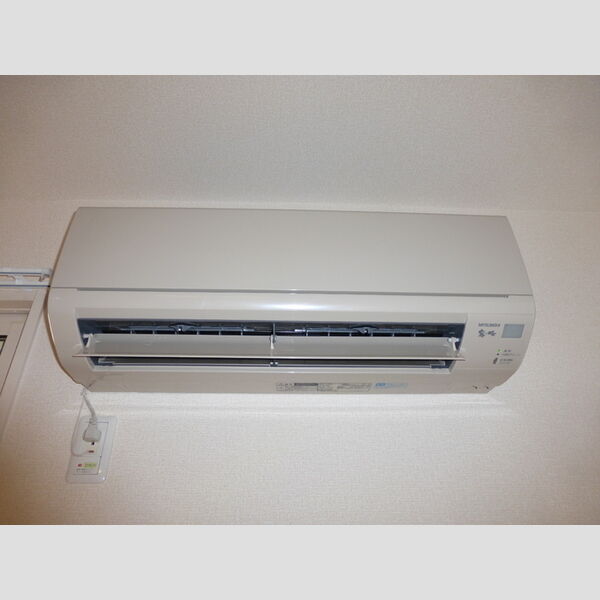 コリーヌオッツ302号室 エアコン