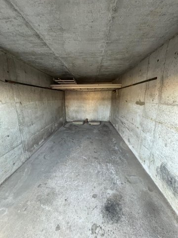 グラド東船橋 高さ約1.9m 横約2.2M 奥行き約5.5M 車バイク可能