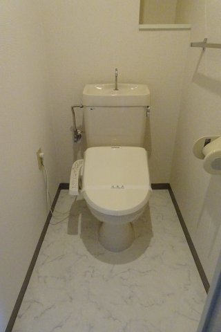 シャトレ山手台0303号室 ※別号室の参考写真です(現況優先)