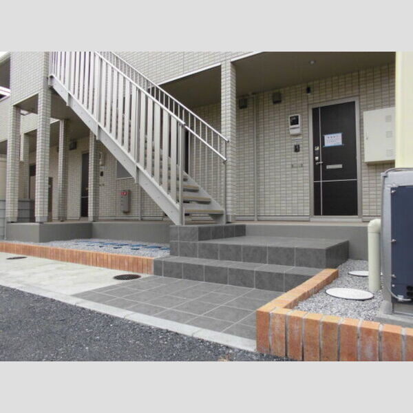 パーシモンⅢ203号室 エントランス