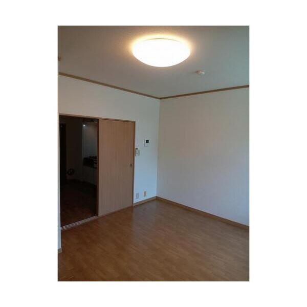 ケインズ・コート リビング