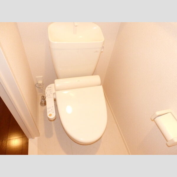 mille graine(ミル グレーヌ)　A A201トイレ