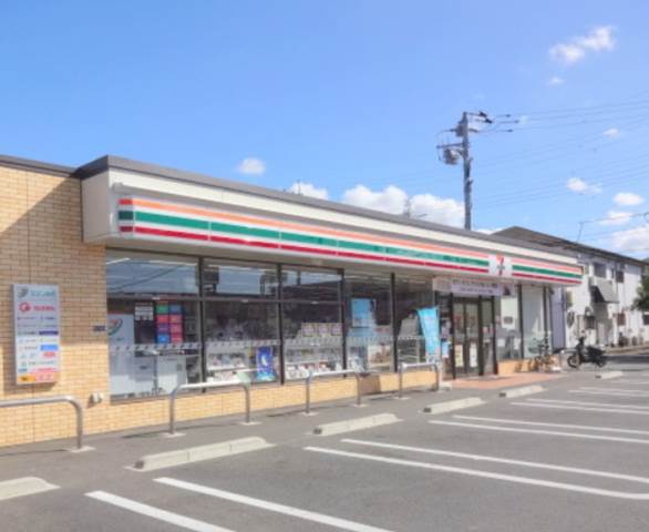 メゾンさくら セブンイレブン 柏豊住3丁目店