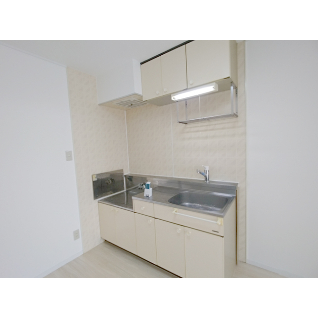 メゾン・アイランドB キッチン