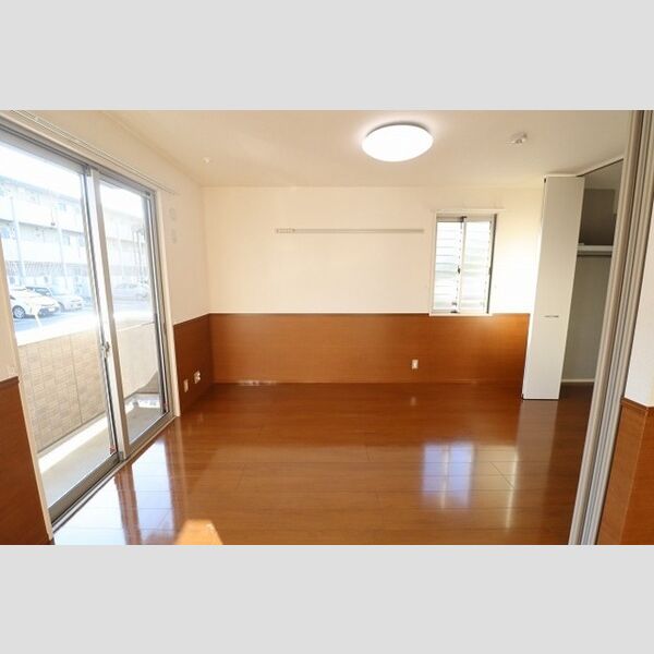 メゾンベール107号室 洋室