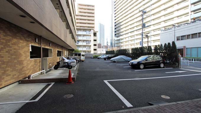 プライムアーバン豊洲 駐車場