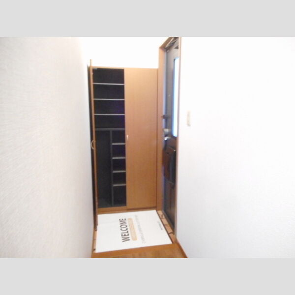 ヴィラ・メルベーユ　Ⅱ101号室 トールシューズBOX