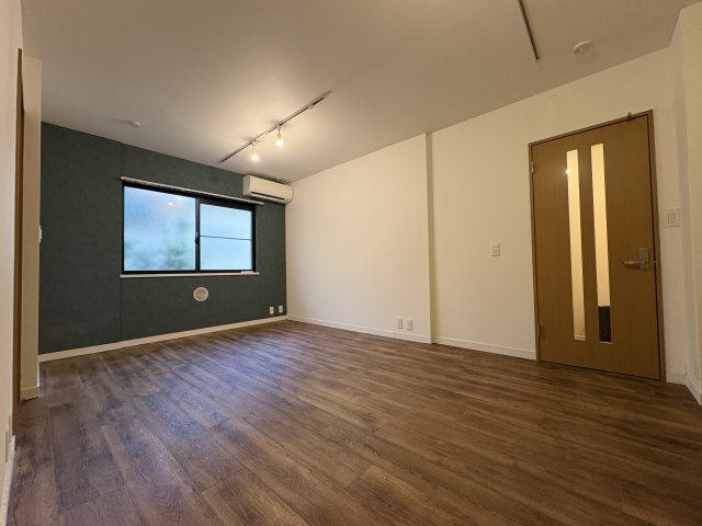 Palcon三軒茶屋202号室 居間⑤