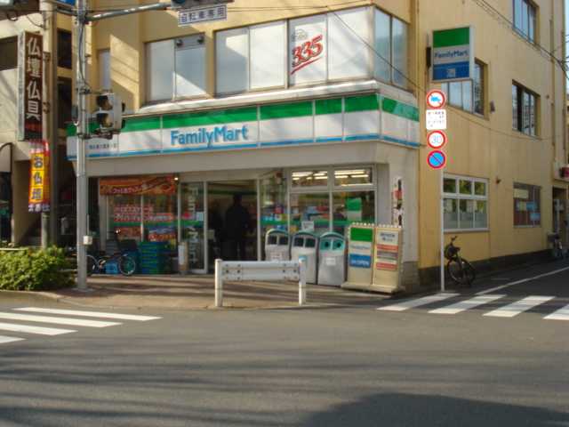 シルバストン ファミリーマート西久保三鷹通り店まで117ｍ