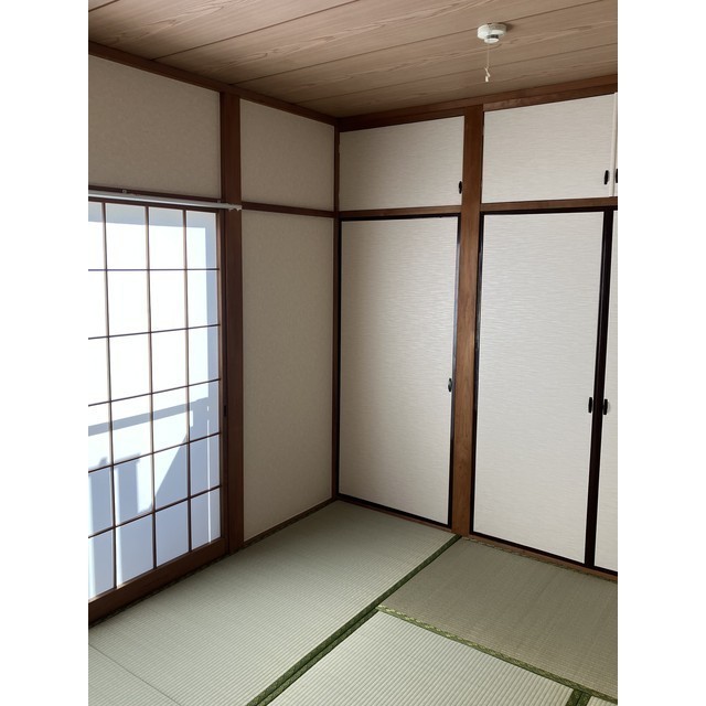 タウンハウス新百合 2026年1月撮影　和室約6帖
