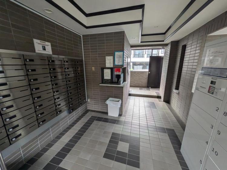 アンダルシア浦安(A-020) エントランス