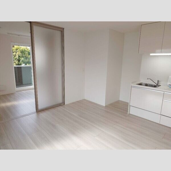 グラナーデ六町Ⅱ305号室 同建物別部屋の参考画像