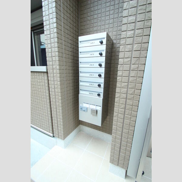 メルシー芙蓉10 宅配ボックス