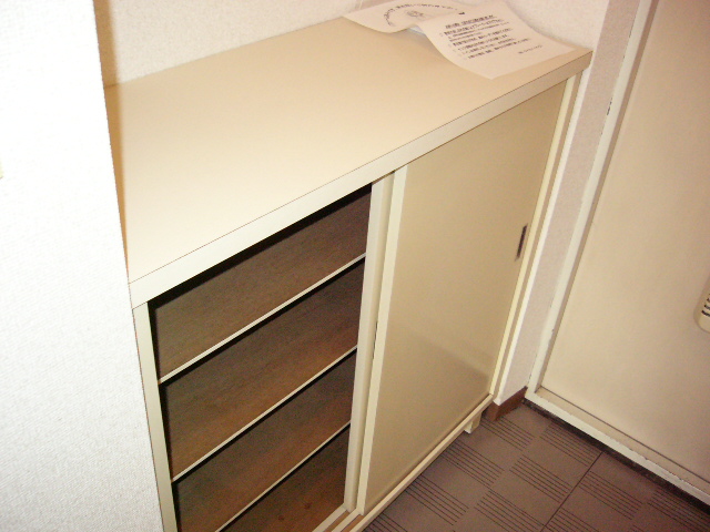 プランドール 玄関