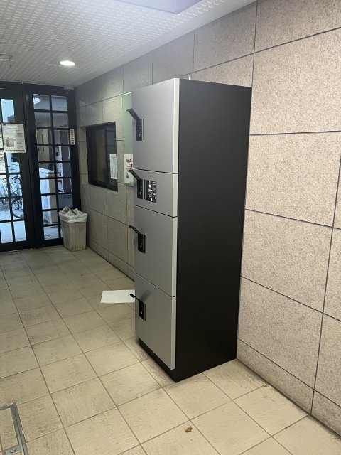 エヴェナール代々木1階 宅配BOX