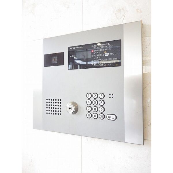 エルム湘南 エントランス