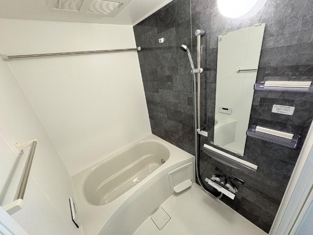 ｉｌｅ　ｖｉｌｌａｇｅ（イル　ヴィラージュ）206号室 ユニットバス