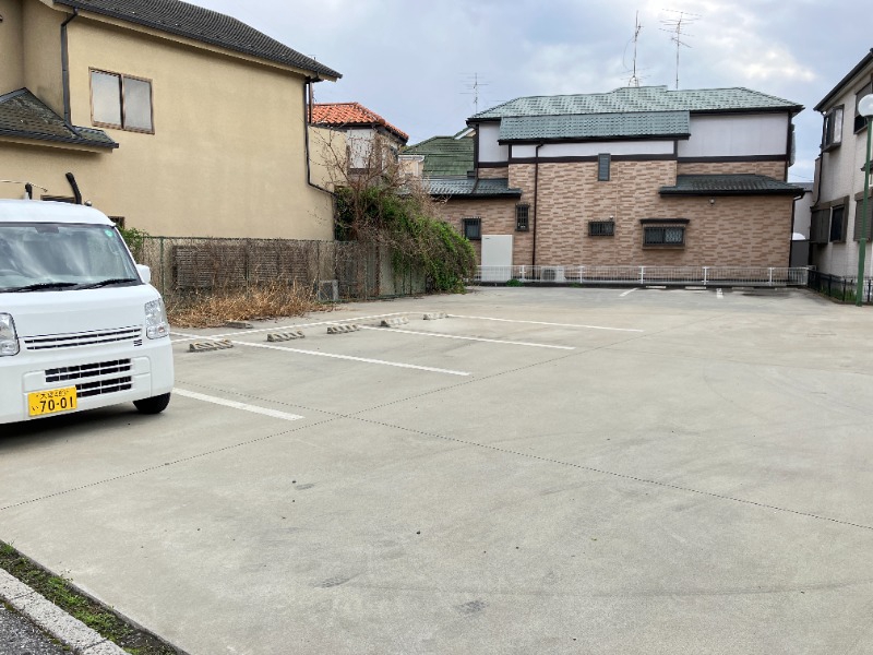 ハイツ和土 駐車場