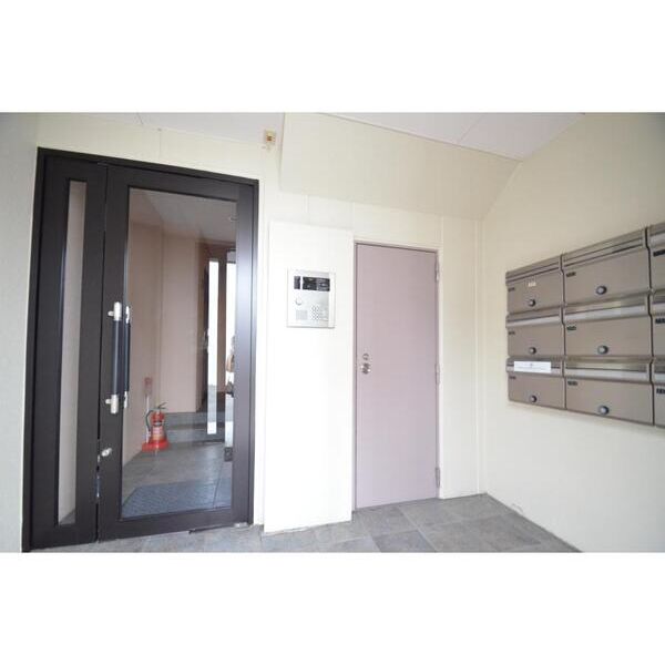 Hi-Villageo304号室 エントランス