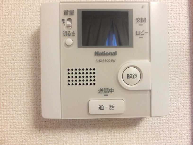 レオパレスグランエレガンス404号室 モニター付きインターホン