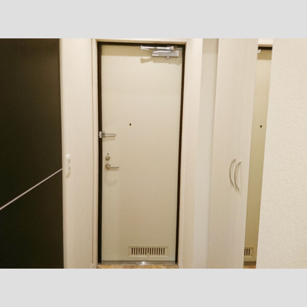 Tryall305号室 玄関