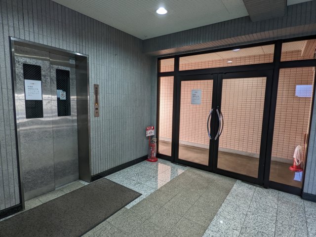 メゾンドプランタン201号室 エントランス