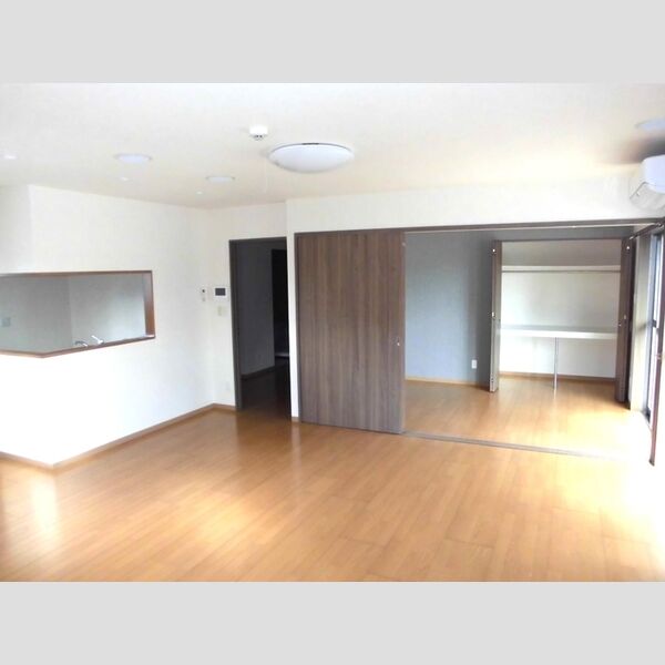 和光市本町貸住宅 リビング