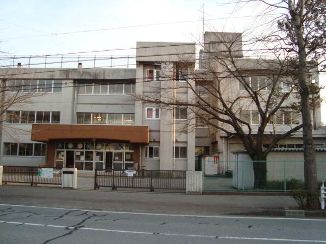 アインダム（Ejendom ） 柏市立十余二小学校まで1,125ｍ