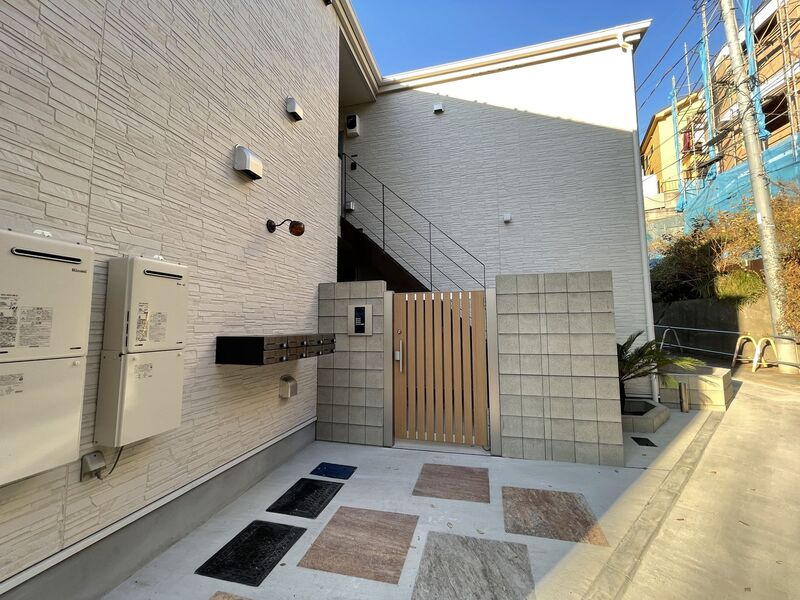 ヴィラ・ベルカント横浜庚台 エントランス