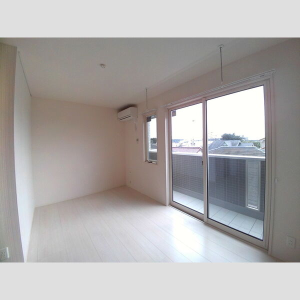 オリーブ302号室 リビング