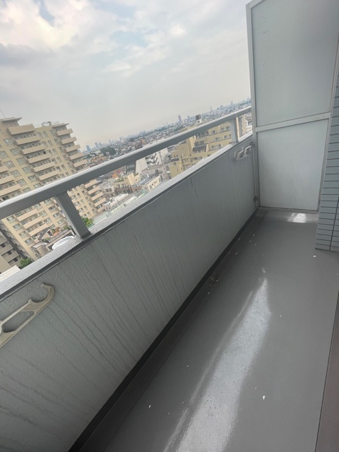 スカイコート下高井戸1112号室 バルコニー