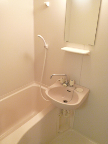 スカイコート駒場東大前406号室 同タイプ参考写真