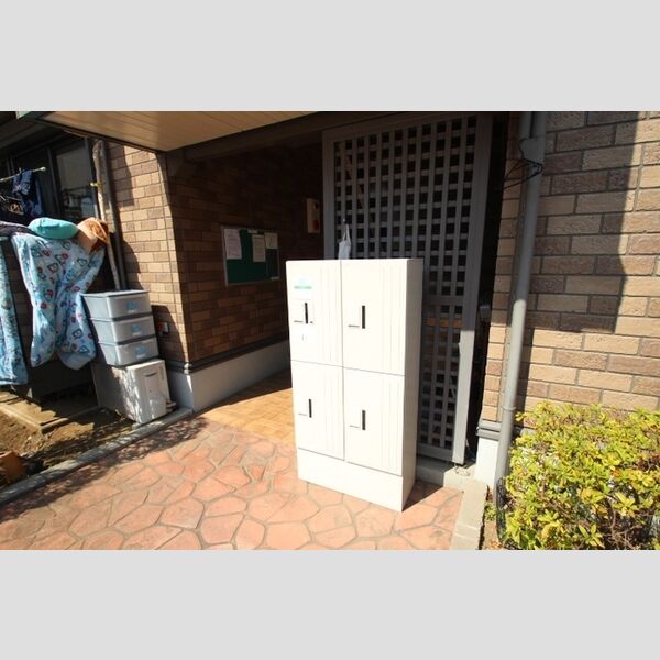 サングリア 宅配ボックス