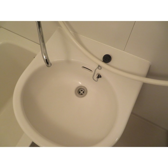 ジュンヴェール山本0201号室 内観