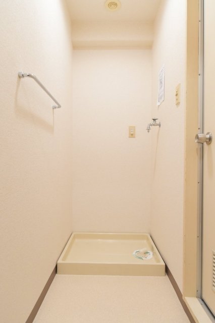 朝日第二目白台マンション 室内洗濯機置場