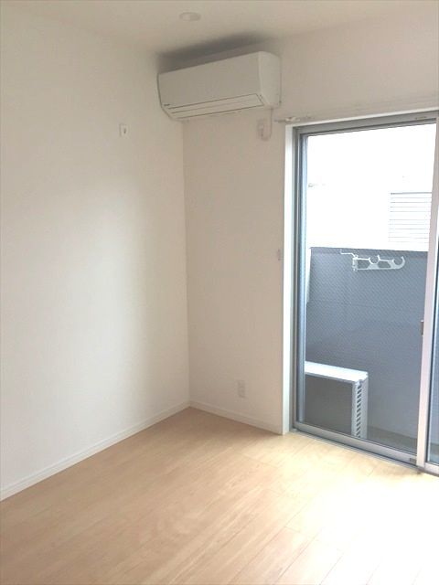 クアルソ保谷2階 エアコン　ネット無料