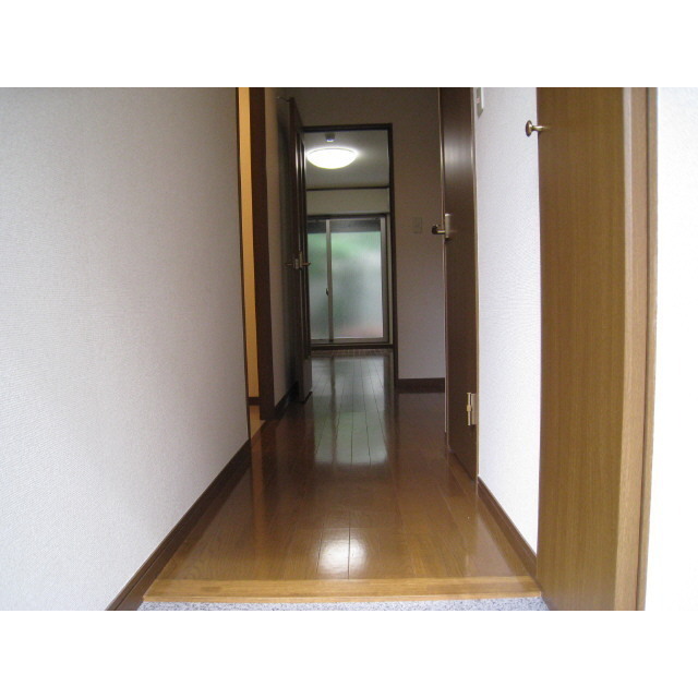 アンプルールフェール CREDO KAWAGUCHI 内観