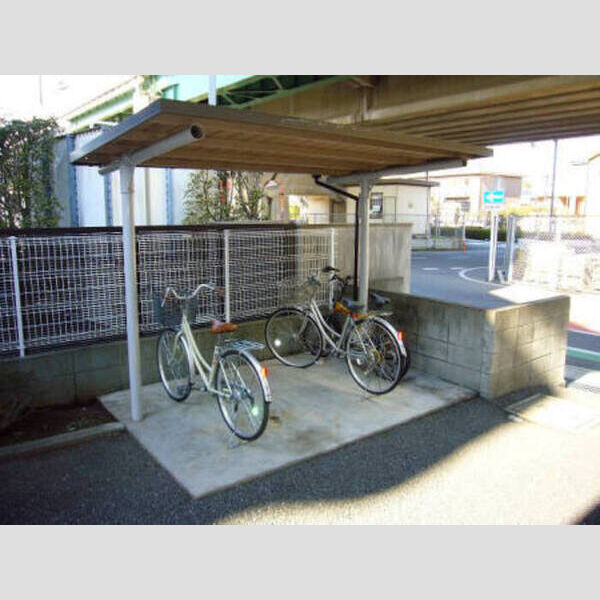 ハイム美須 駐輪場