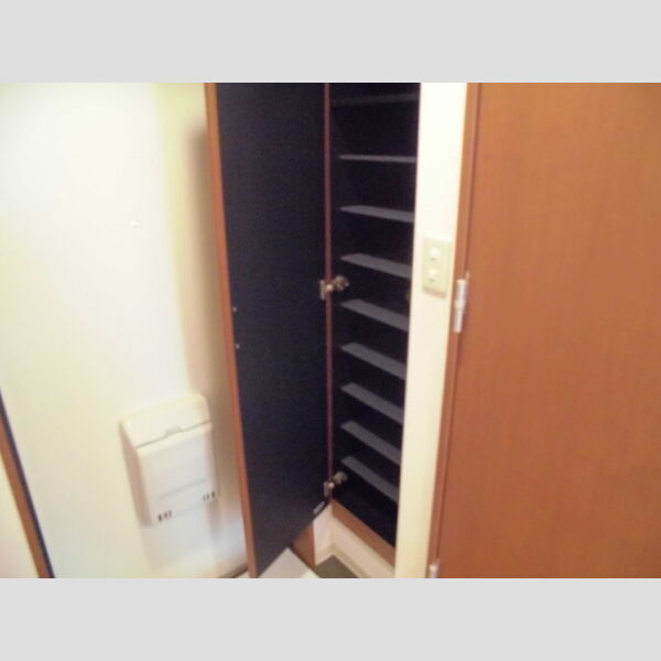 GLOIRE　MANSION 玄関